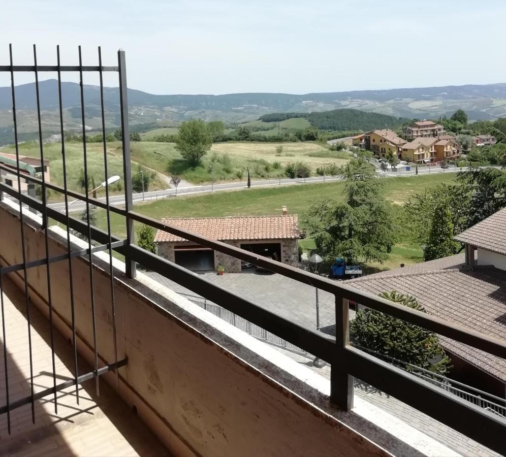 Albergo La Torre Radicofani Exterior photo